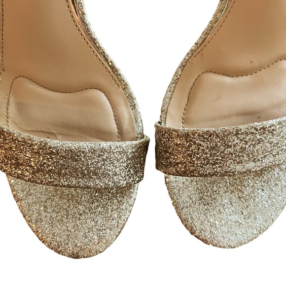 Kelly & Katie Kirstie Gold Glitter Heels Size 8 - Picture 5 of 11